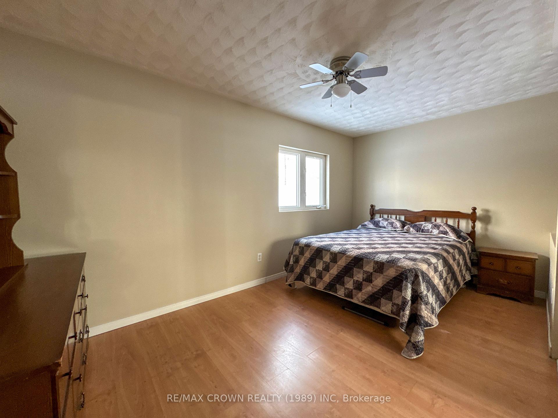 Photo 11 of 129 Front Street, Hornepayne — HOMEH