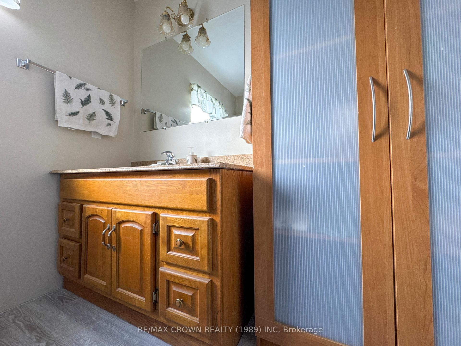 Photo 16 of 129 Front Street, Hornepayne — HOMEH