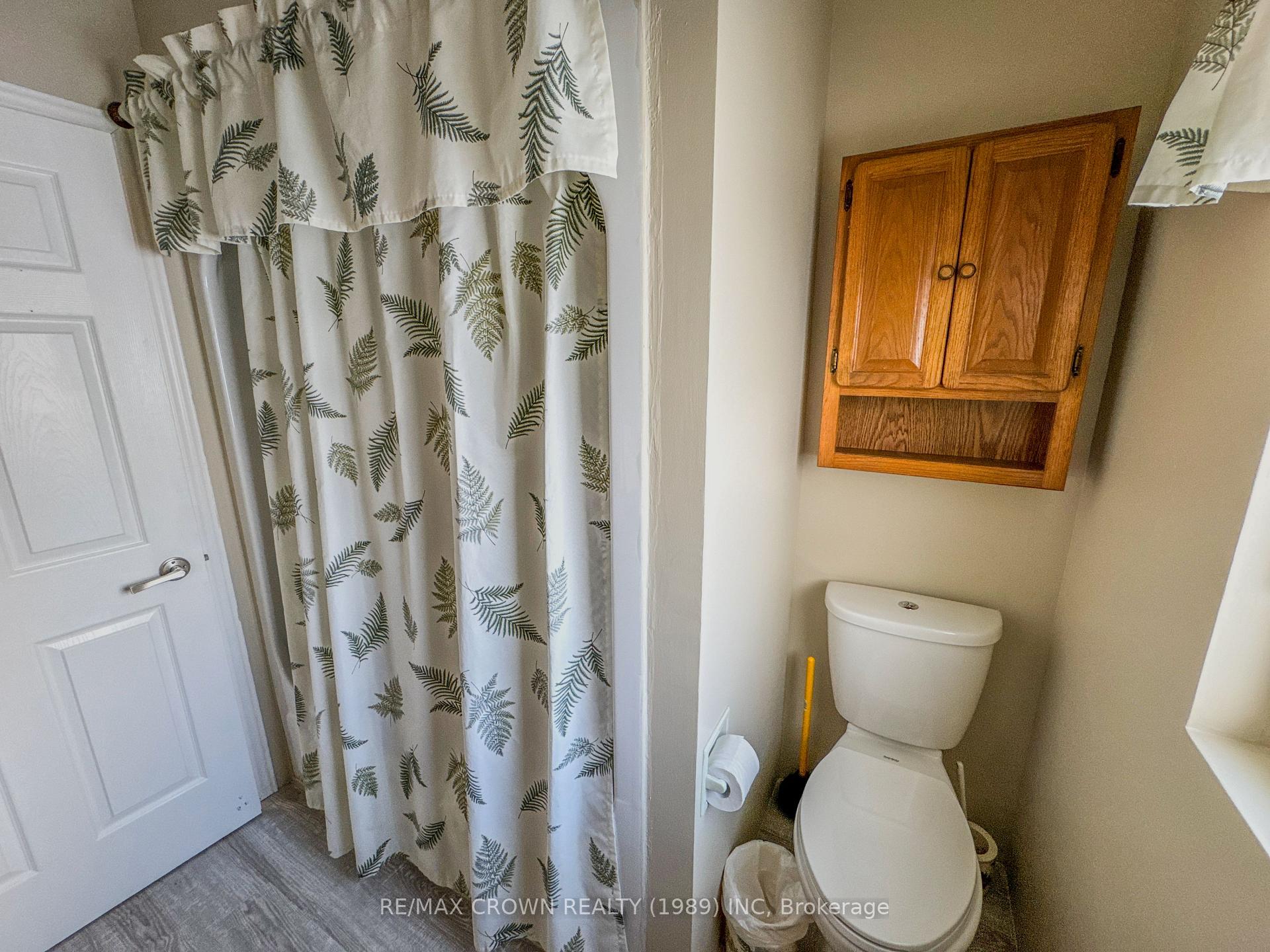 Photo 17 of 129 Front Street, Hornepayne — HOMEH