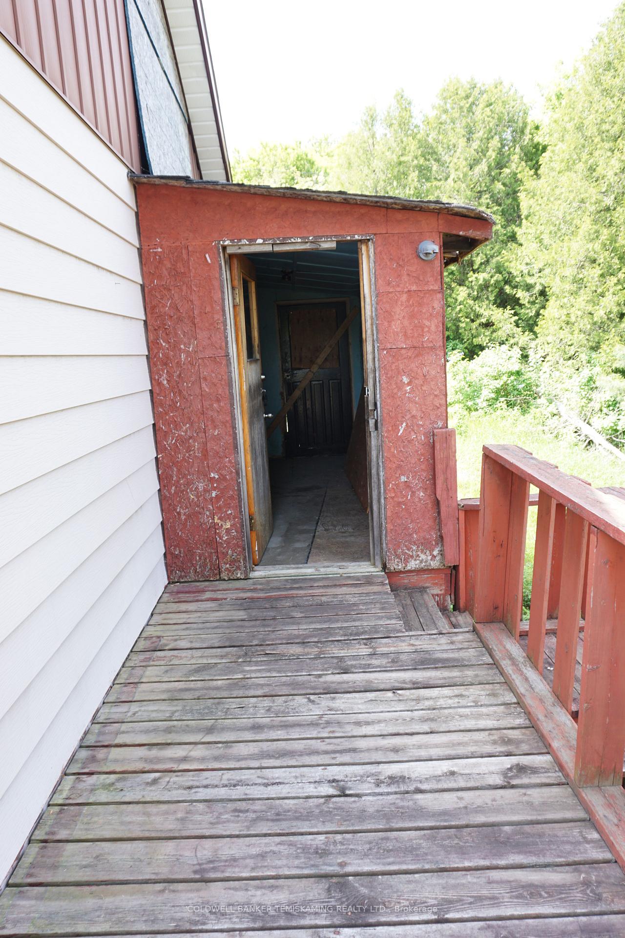 Photo 10 of 66 Russell Street, Cobalt — HOMEH