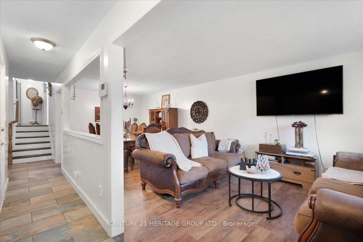 Photo 5 of 46 Millpond Place, Hamilton, Randall — HOMEH