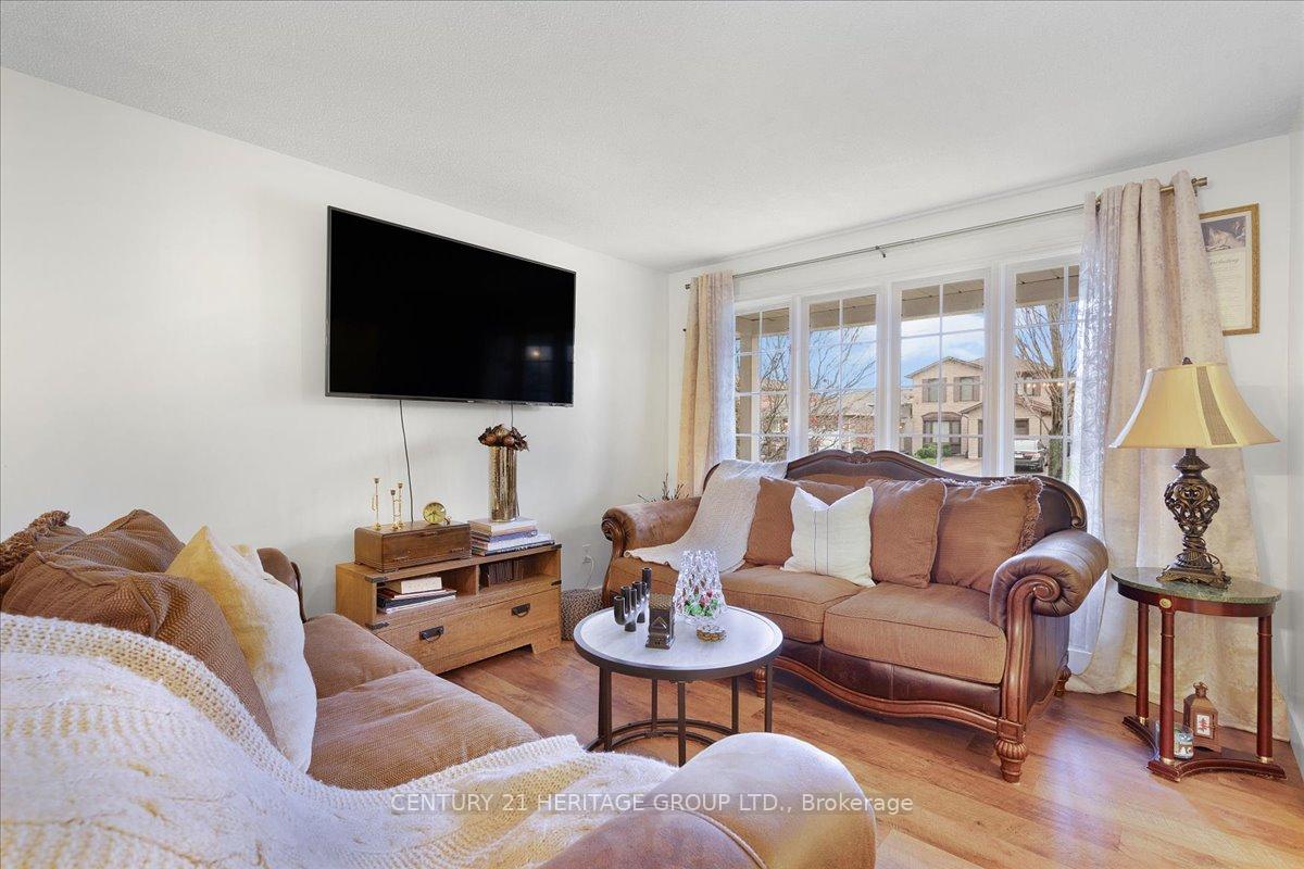 Photo 6 of 46 Millpond Place, Hamilton, Randall — HOMEH