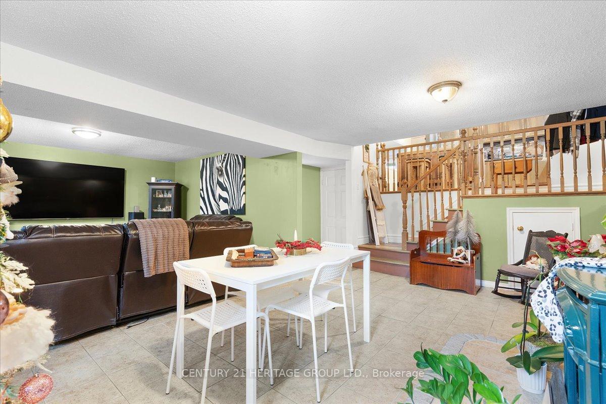 Photo 28 of 46 Millpond Place, Hamilton, Randall — HOMEH