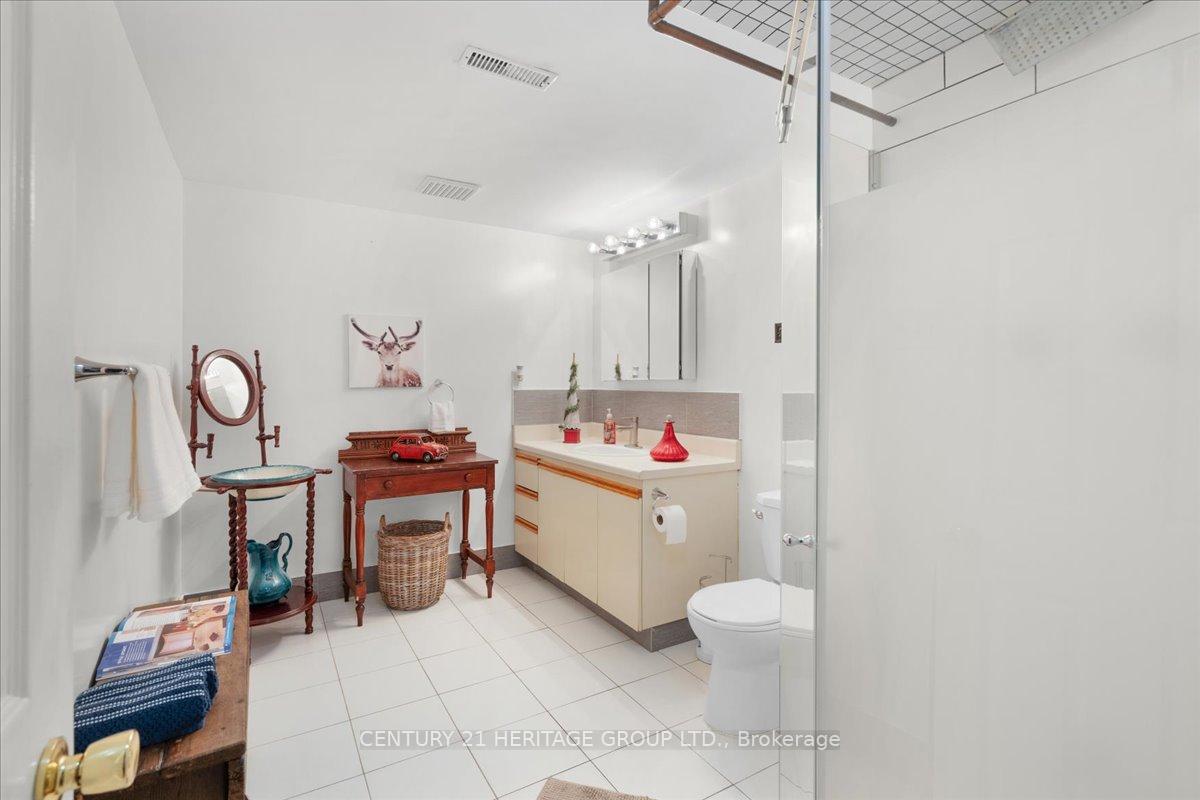 Photo 32 of 46 Millpond Place, Hamilton, Randall — HOMEH