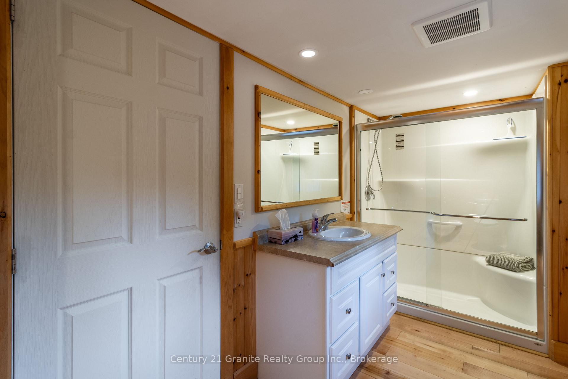 Photo 17 of 1317 Sullivan Drive, Dysart et al, Harburn — HOMEH