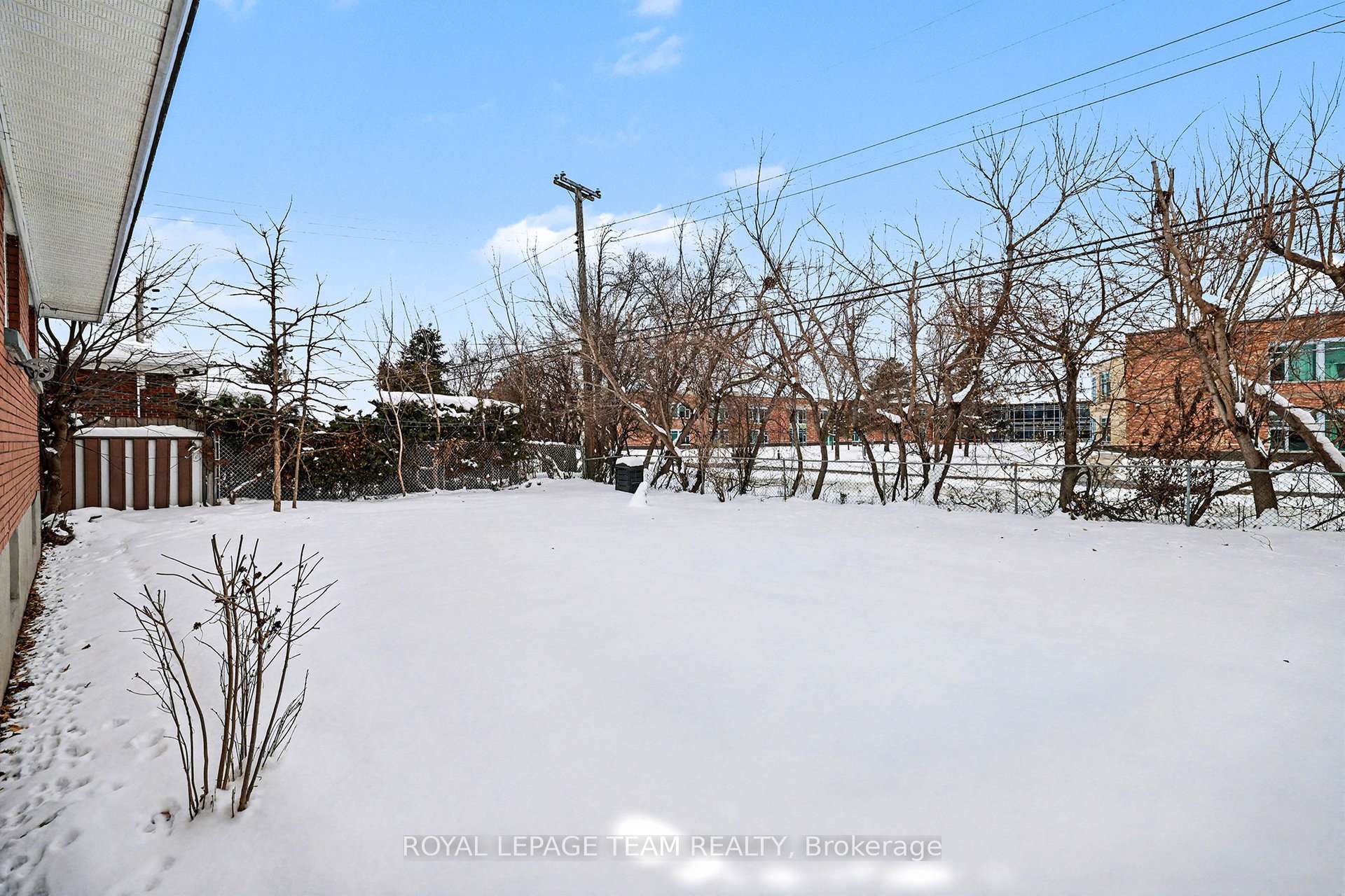 Photo 18 of 733 Halstead Street, Ottawa, Elmvale Acres — HOMEH