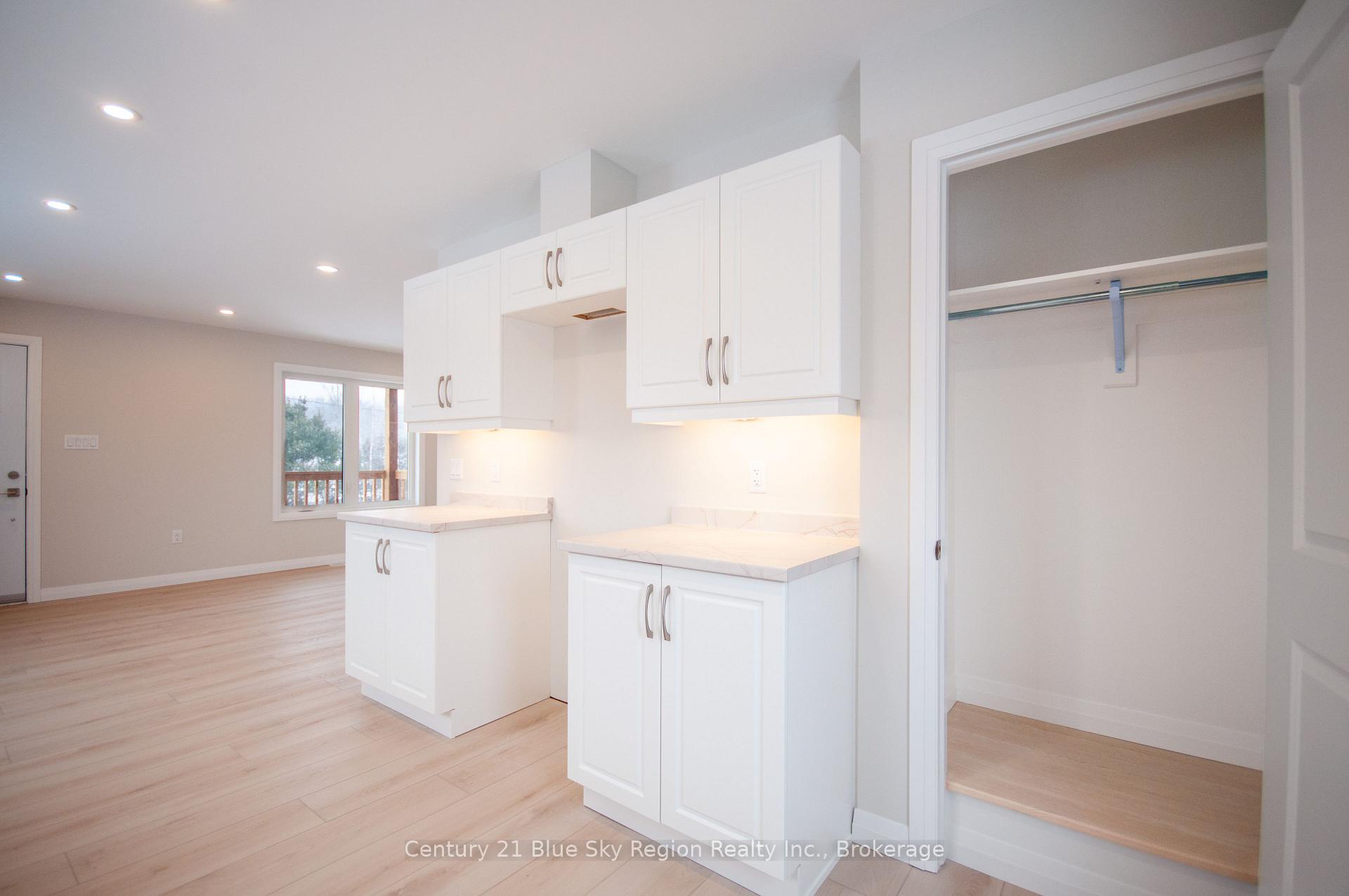 Photo 8 of 302 Talon Crescent, Bonfield — HOMEH