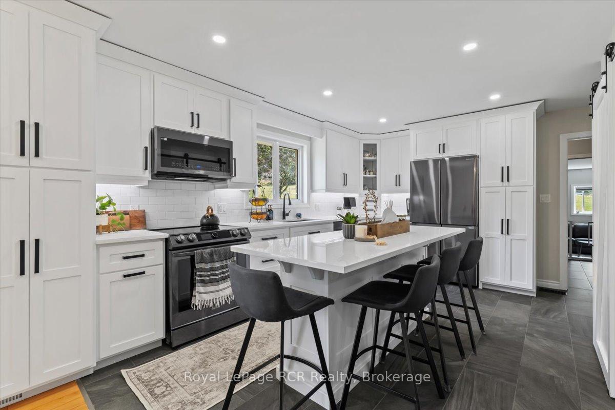 Photo 15 of 27 Emke Road, Brockton — HOMEH