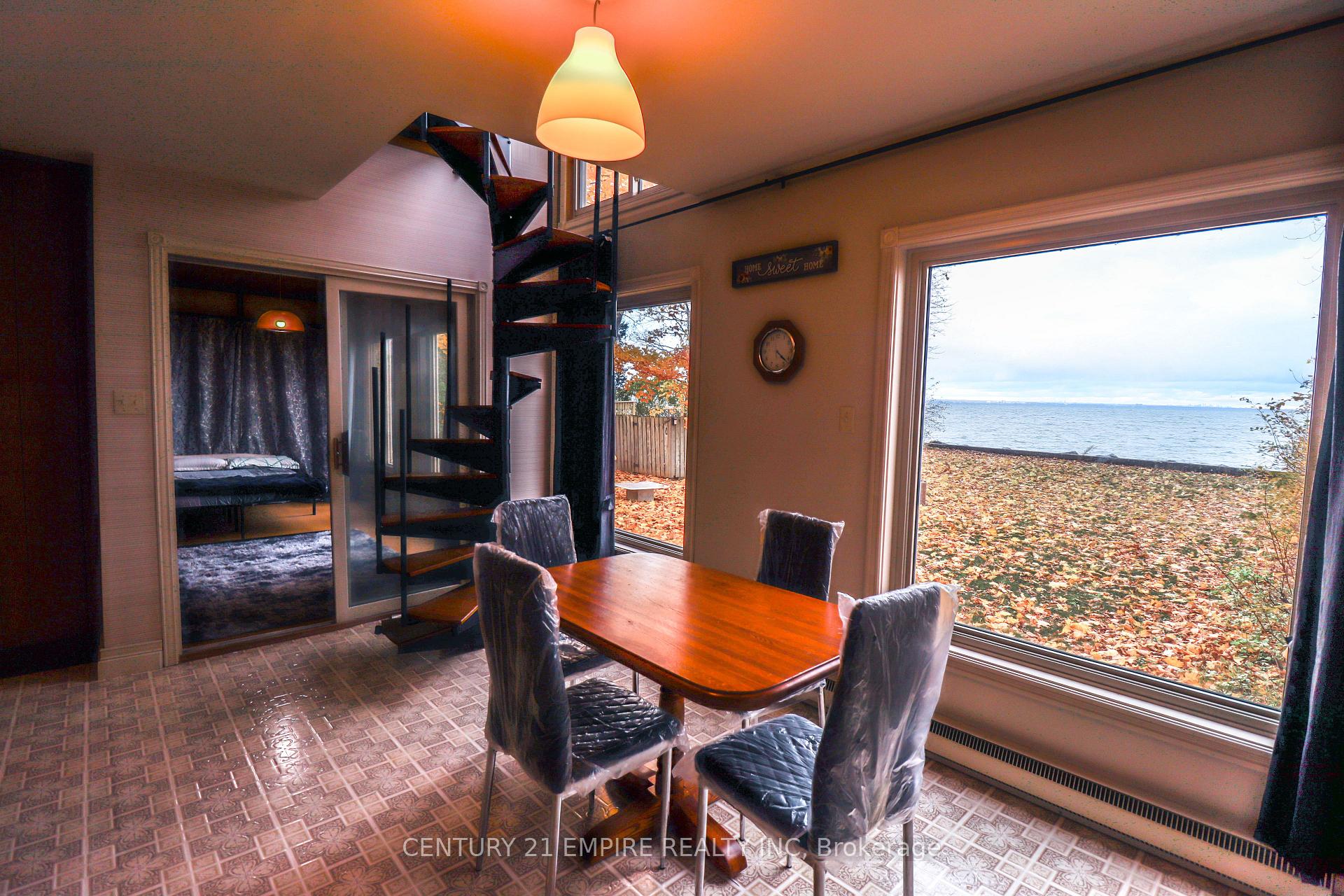 Photo 14 of 37 Church Street, Hamilton, Stoney Creek — HOMEH