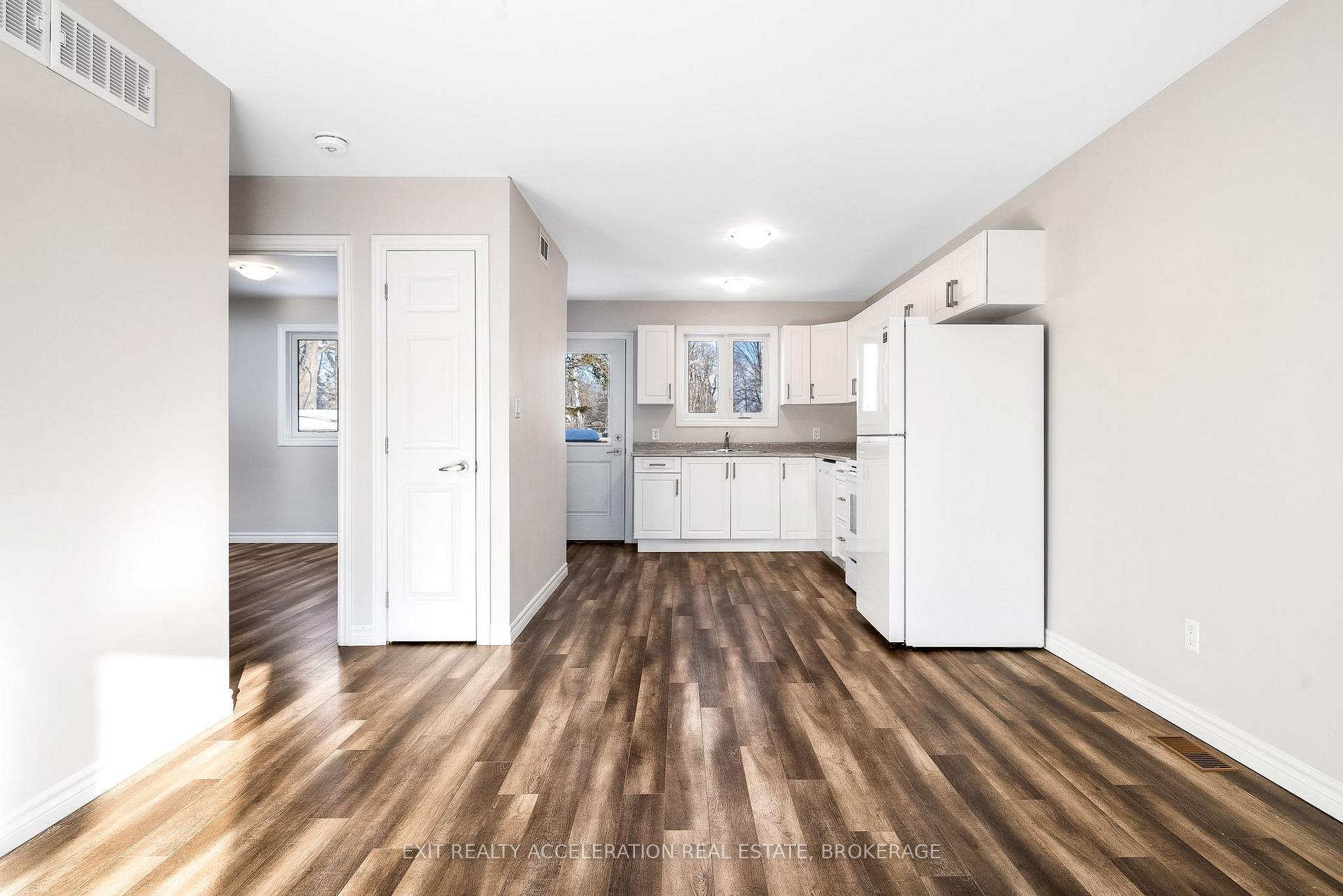 Photo 8 of 154 Centre Street, Deseronto, Deseronto (Town) — HOMEH