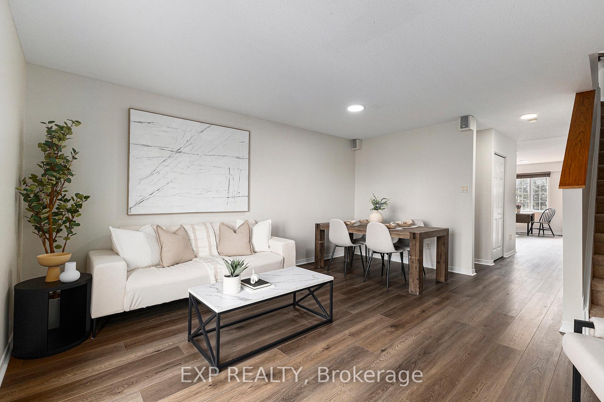 Photo 3 of 45 Manhattan Crescent, Ottawa, Central Park — HOMEH
