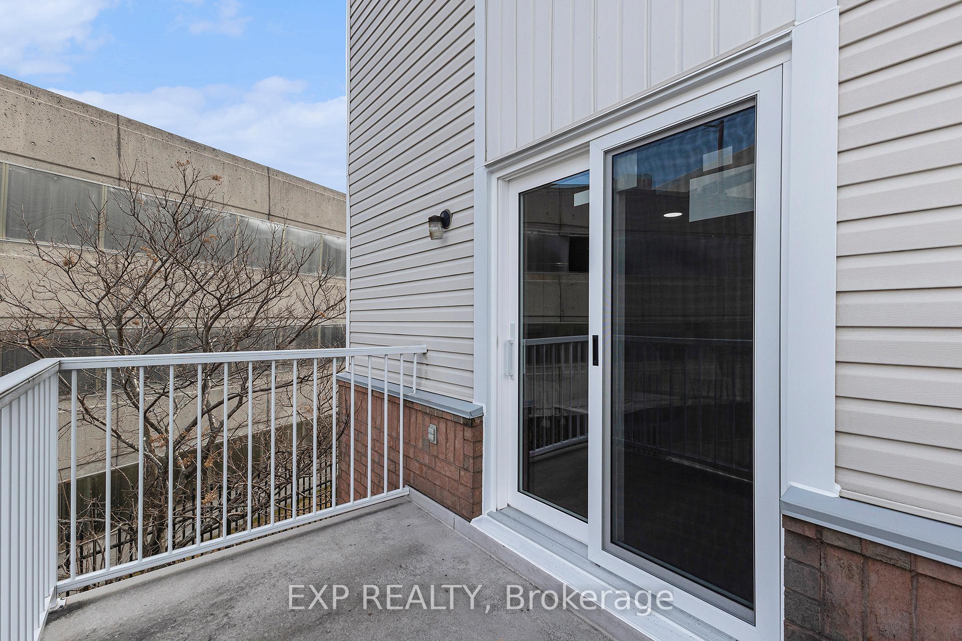 Photo 27 of 45 Manhattan Crescent, Ottawa, Central Park — HOMEH