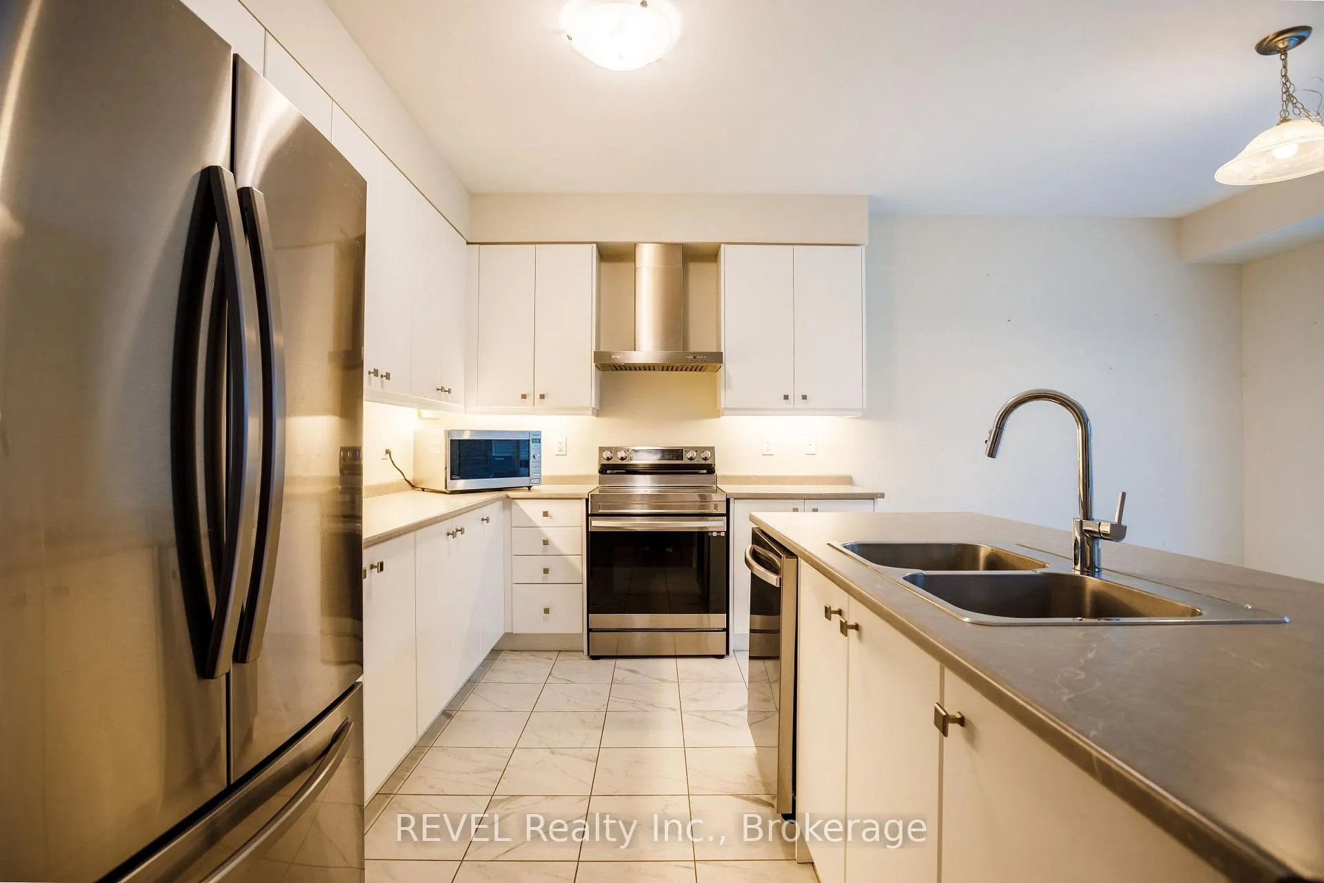 Photo 10 of 16 Stern Drive, Welland, Dain City — HOMEH