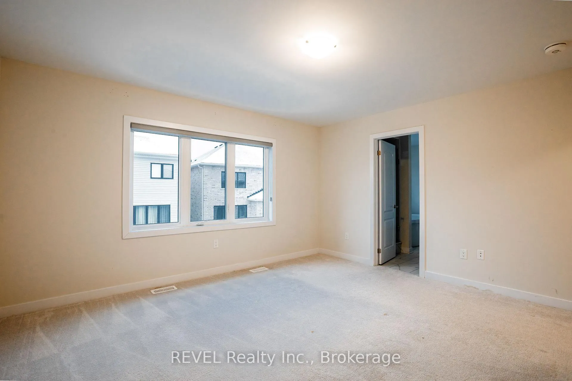 Photo 27 of 16 Stern Drive, Welland, Dain City — HOMEH