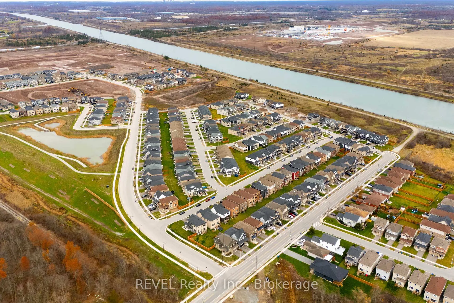 Photo 38 of 16 Stern Drive, Welland, Dain City — HOMEH