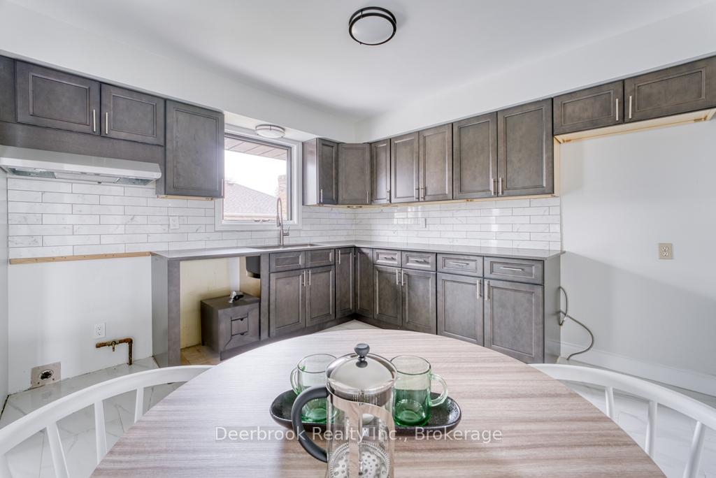 Photo 12 of 12724 Kimberly Drive, Tecumseh — HOMEH
