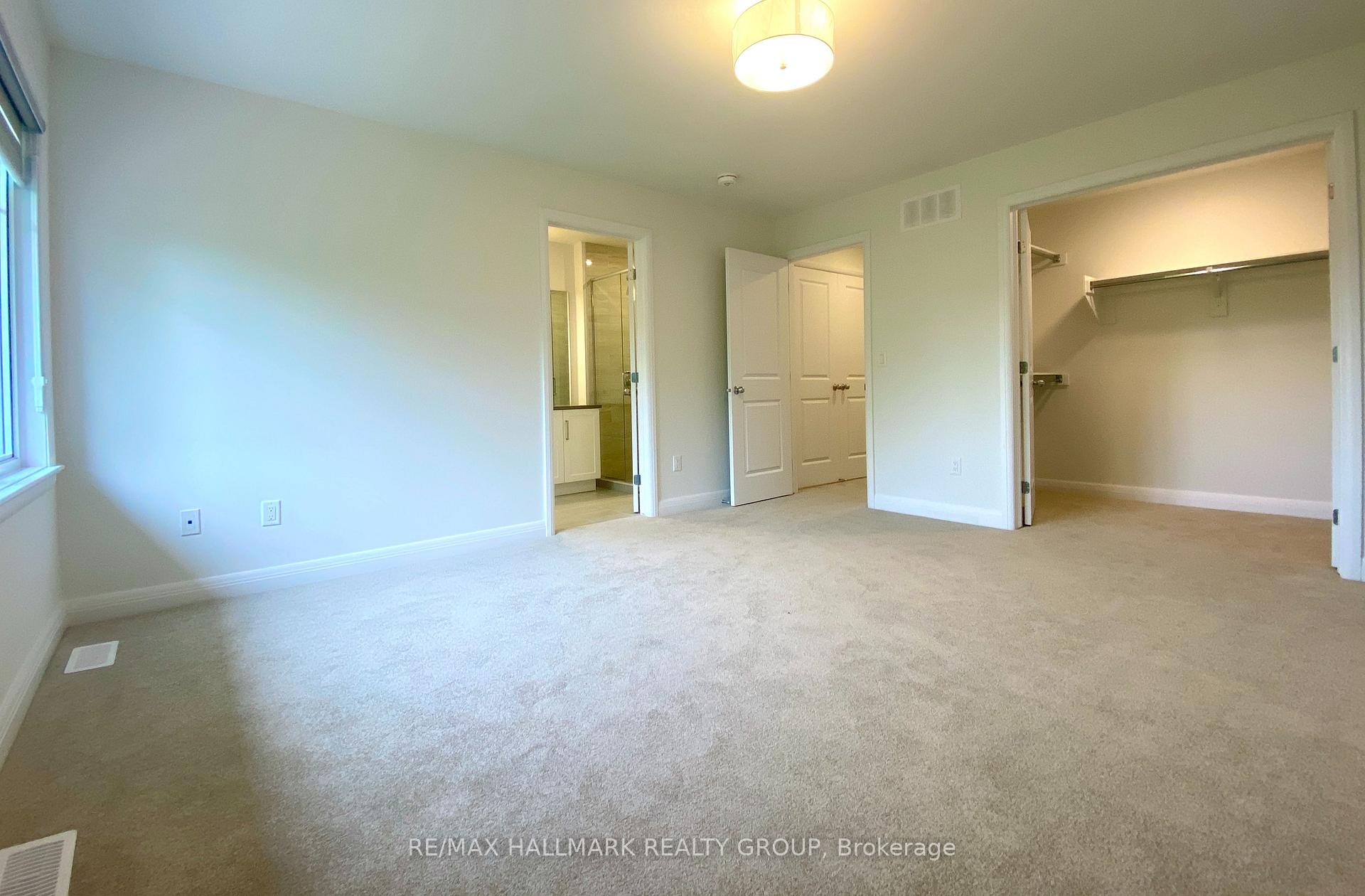 Photo 18 of 35 KINVER Private, Ottawa, Bel Air Heights — HOMEH