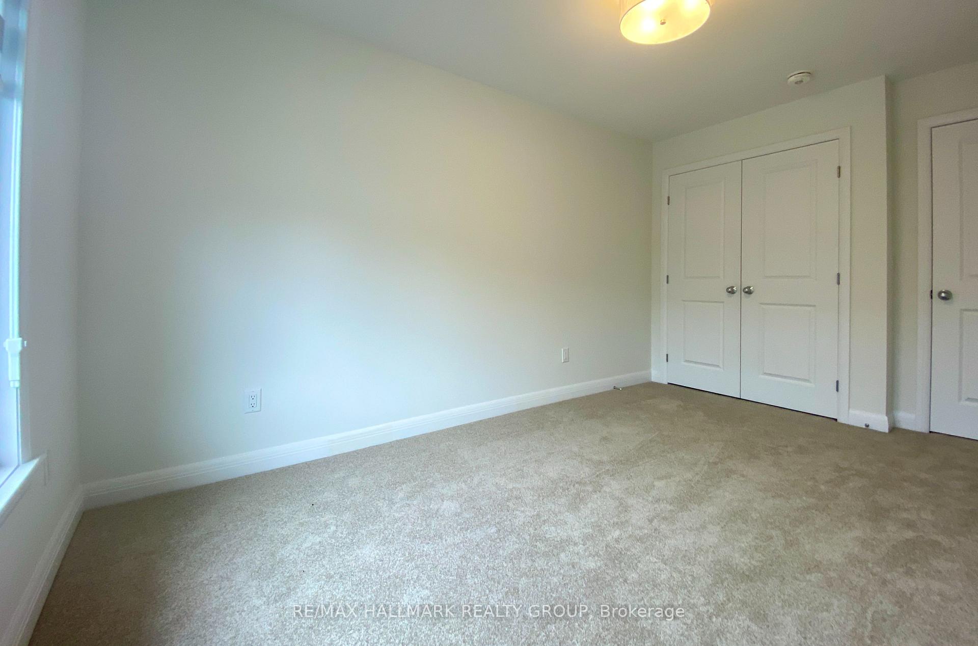 Photo 22 of 35 KINVER Private, Ottawa, Bel Air Heights — HOMEH