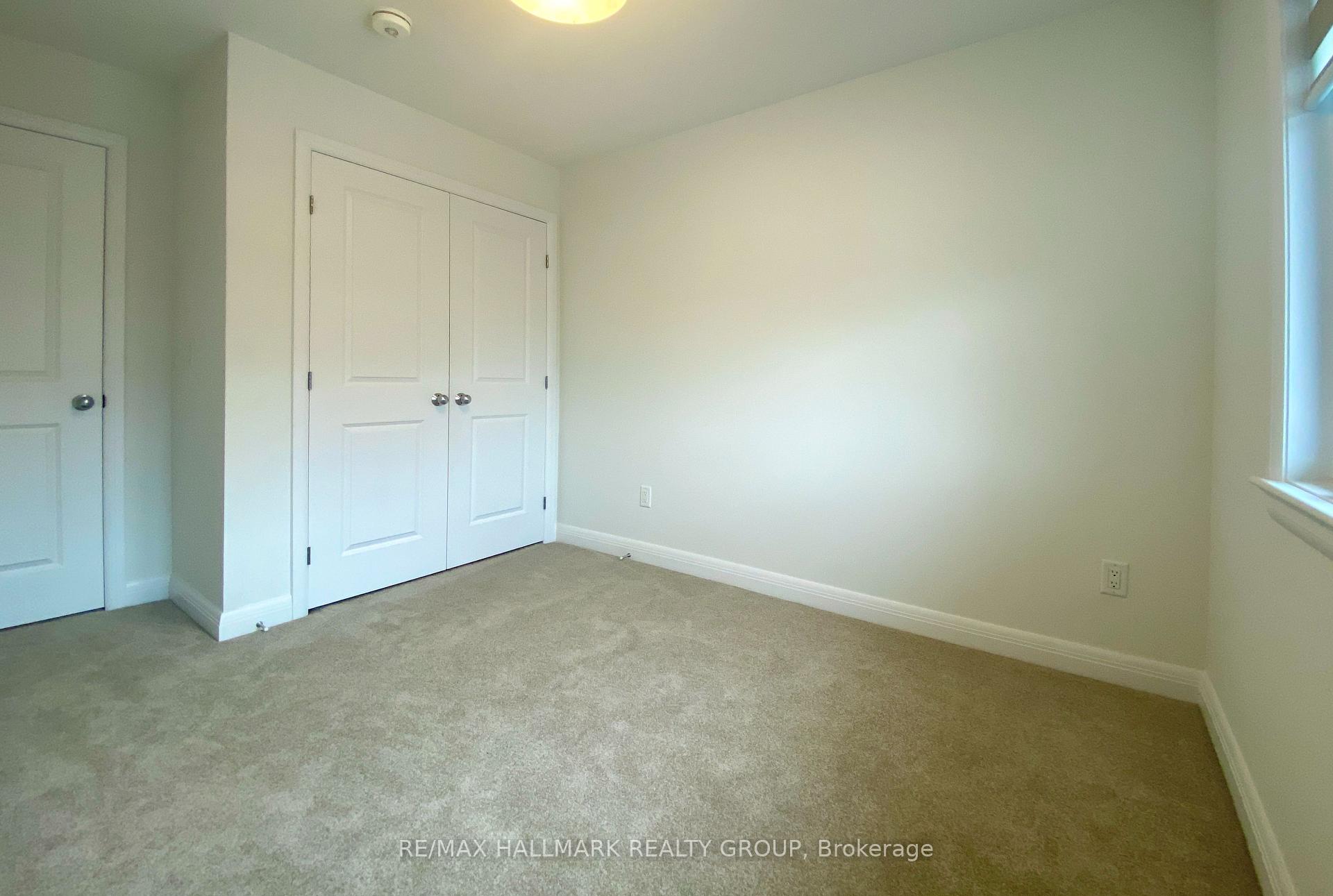 Photo 26 of 35 KINVER Private, Ottawa, Bel Air Heights — HOMEH