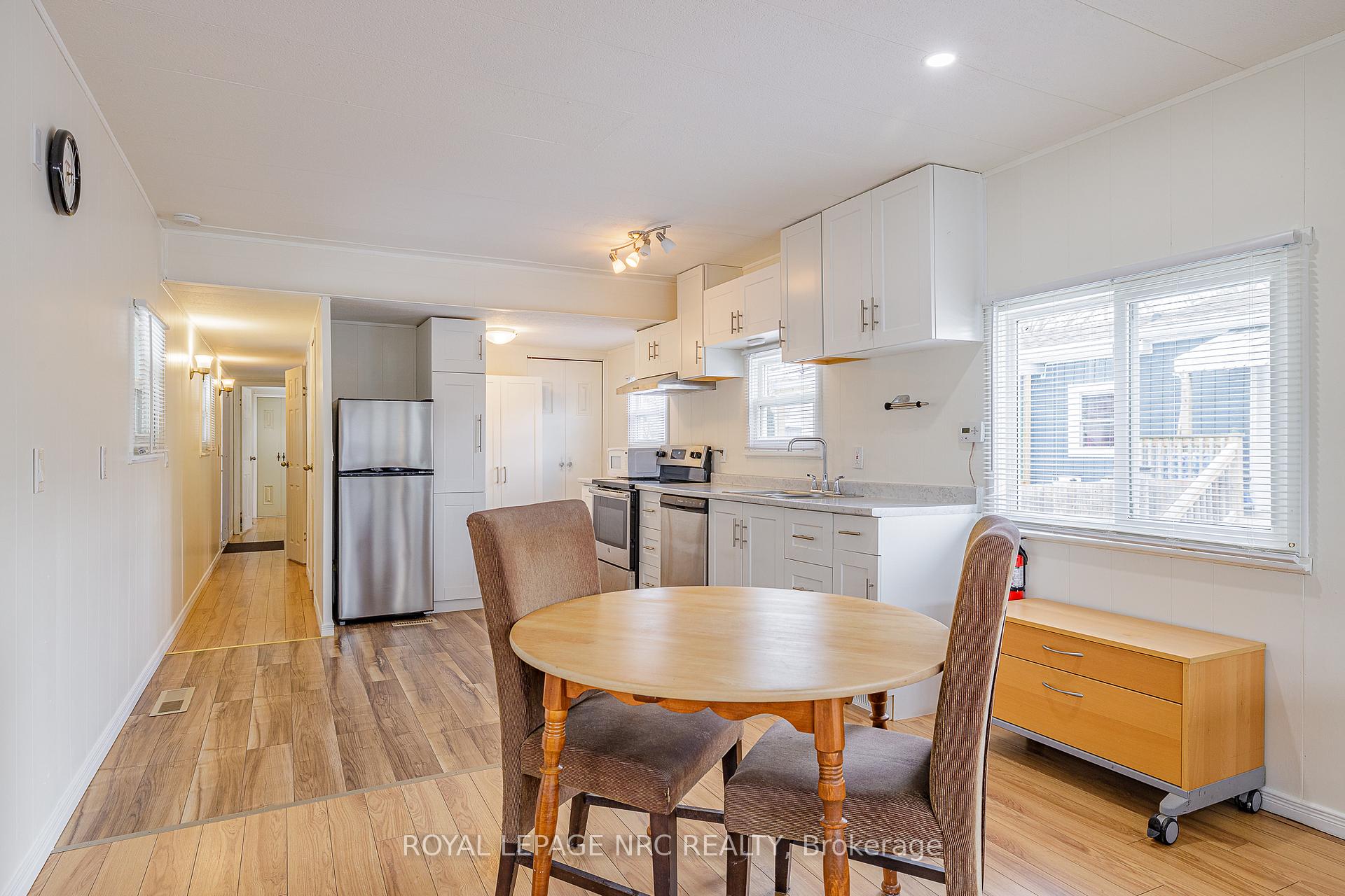 Photo 10 of Unit 310, 241 St. Paul Street W, St. Catharines, Western Hill — HOMEH