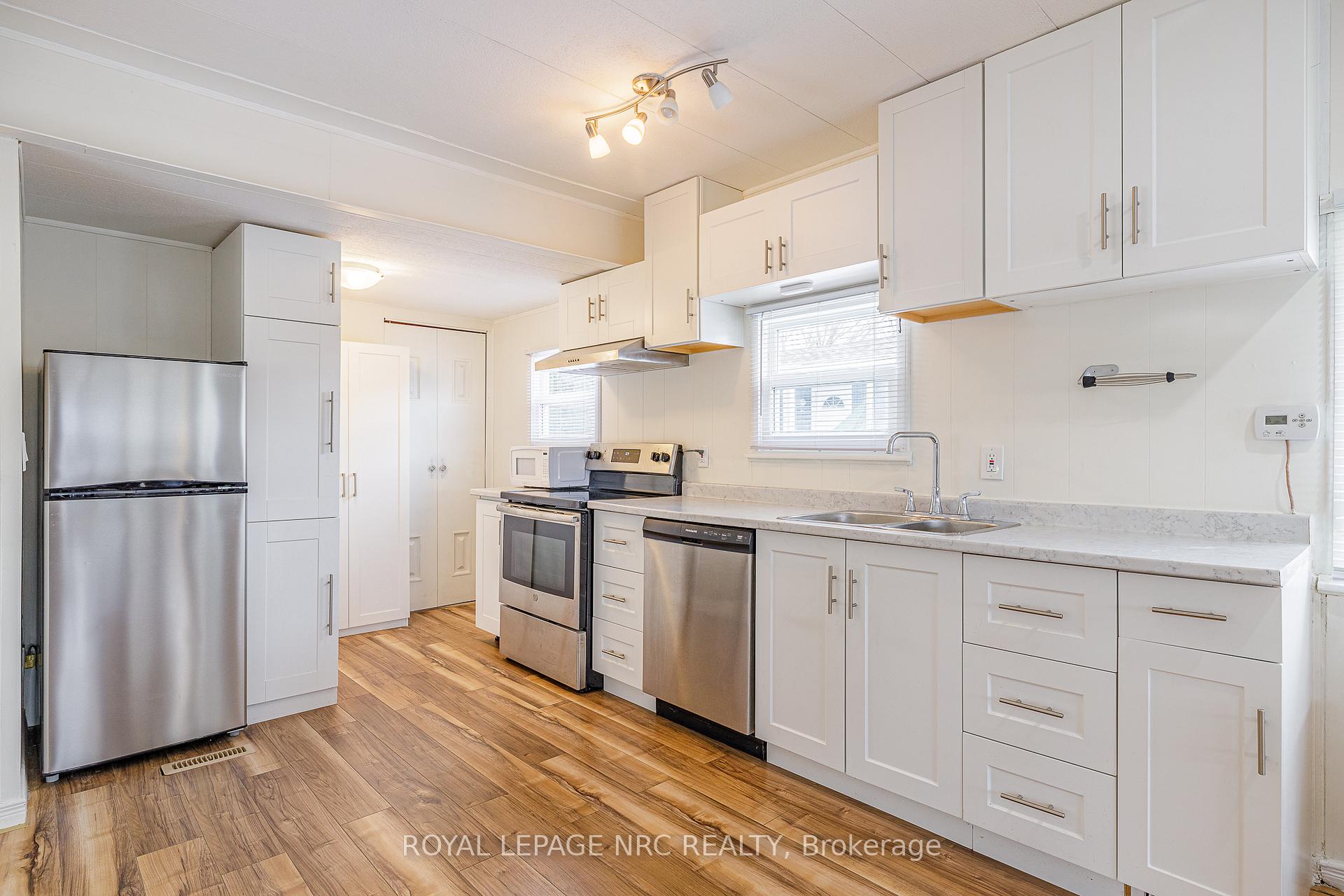 Photo 11 of Unit 310, 241 St. Paul Street W, St. Catharines, Western Hill — HOMEH