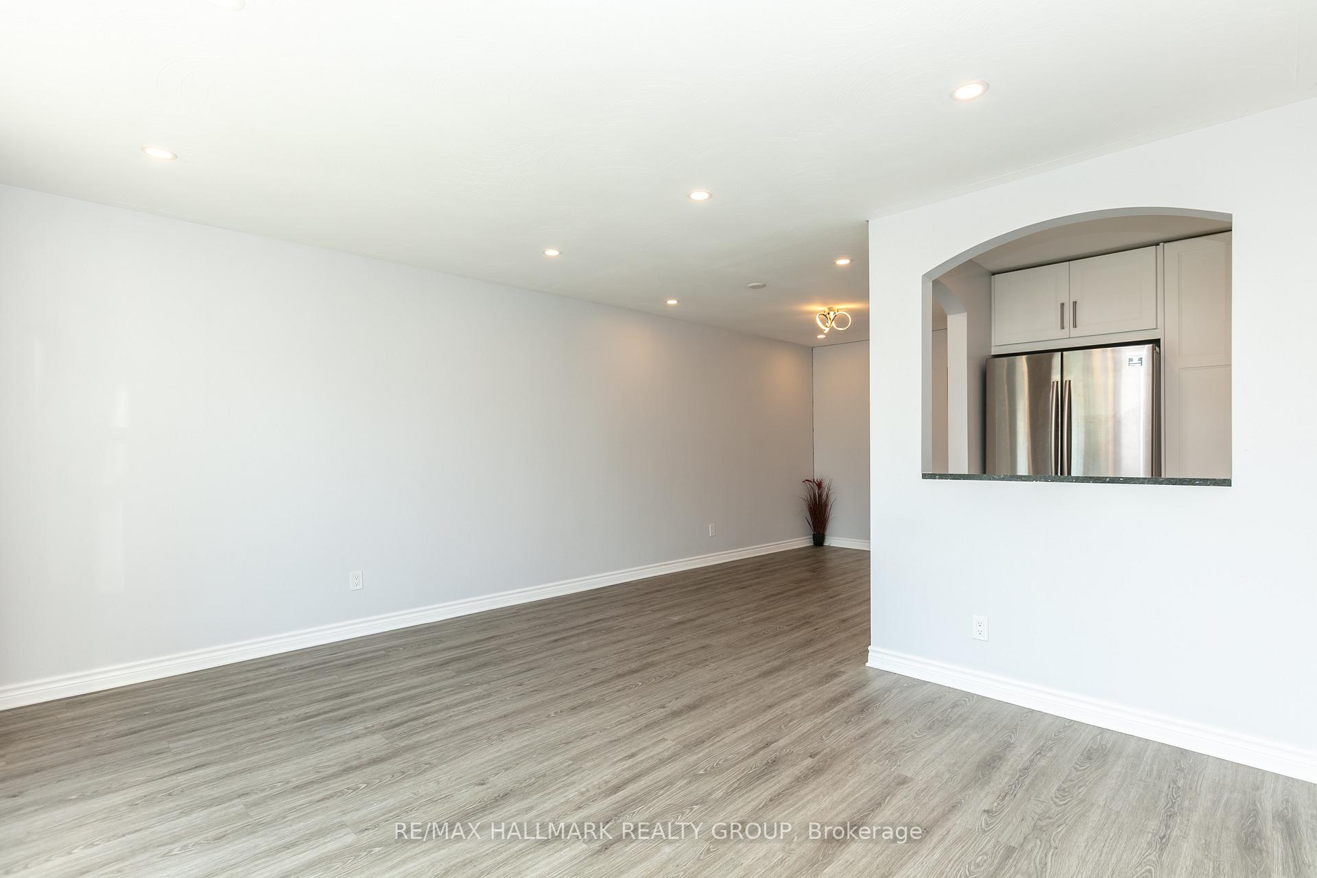 Photo 5 of 1229 Maitland Avenue, Ottawa, Copeland Park — HOMEH