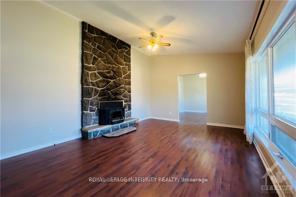 Photo 6 of 4700 Fallowfield Road, Ottawa, South of Fallowfield Road — HOMEH