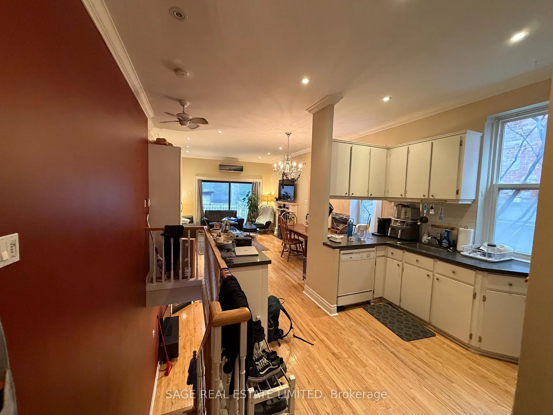 Photo 2 of Unit Main, 47 Stephanie Street, Toronto, Kensington-Chinatown — HOMEH