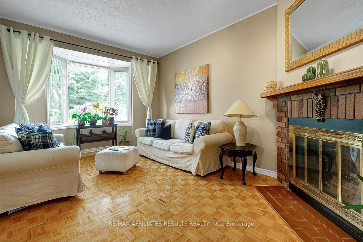 Photo 7 of 115 Pheasant Run Drive, Ottawa, Barrhaven - Pheasant Run — HOMEH