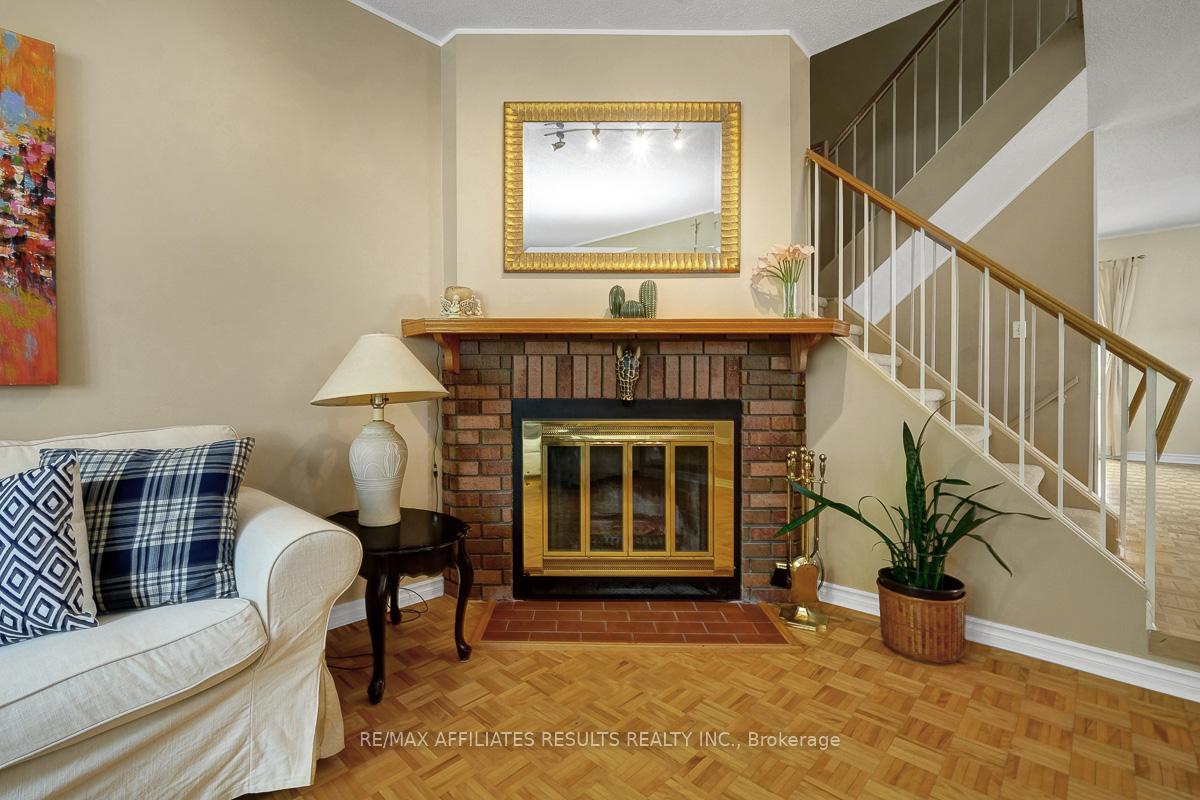 Photo 9 of 115 Pheasant Run Drive, Ottawa, Barrhaven - Pheasant Run — HOMEH