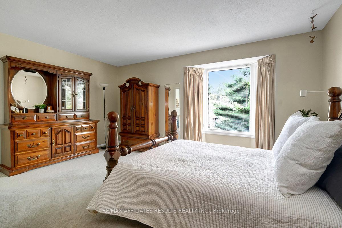 Photo 22 of 115 Pheasant Run Drive, Ottawa, Barrhaven - Pheasant Run — HOMEH