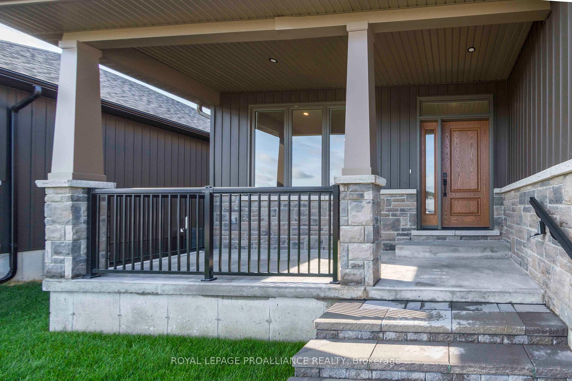 Photo 2 of 14 MacKenzie John Crescent, Brighton — HOMEH