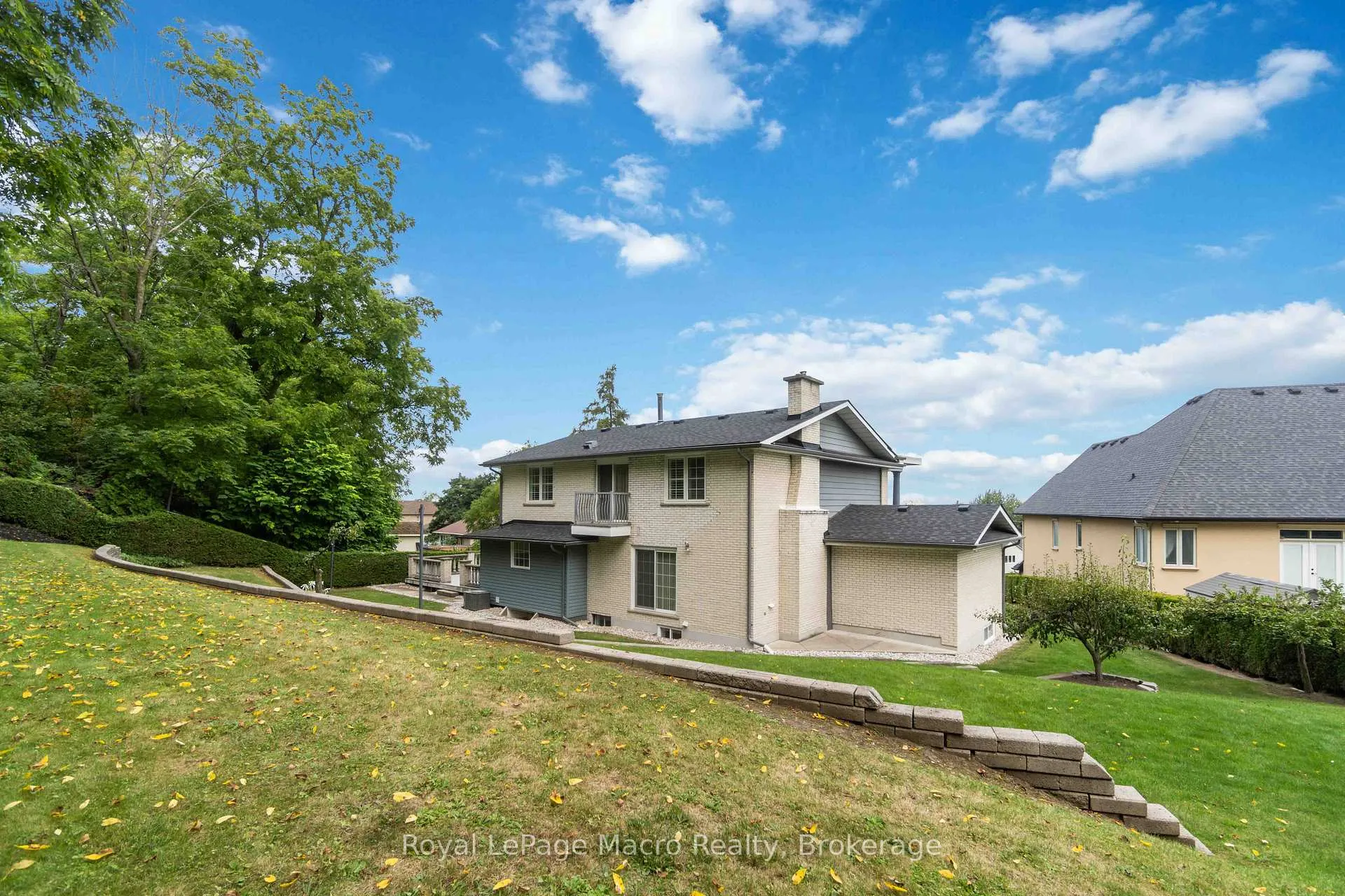 Photo 13 of 80 Margaret Avenue, Hamilton, Stoney Creek — HOMEH