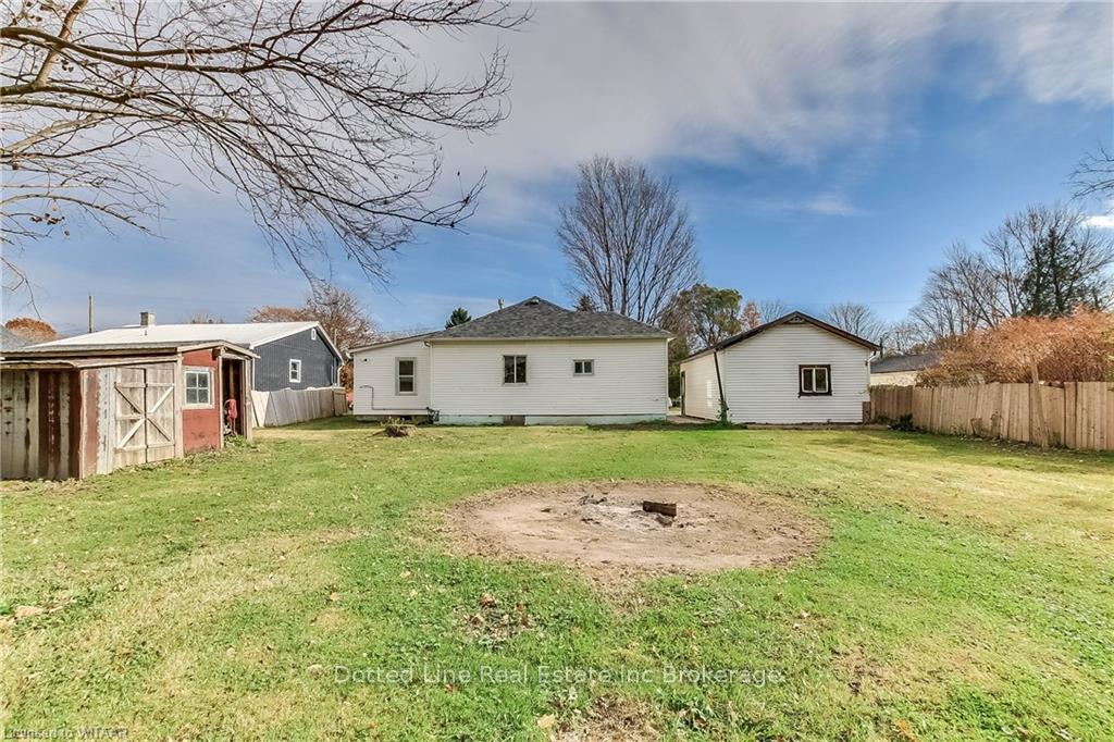 Photo 31 of 37 Strachan Street, Bayham, Port Burwell — HOMEH