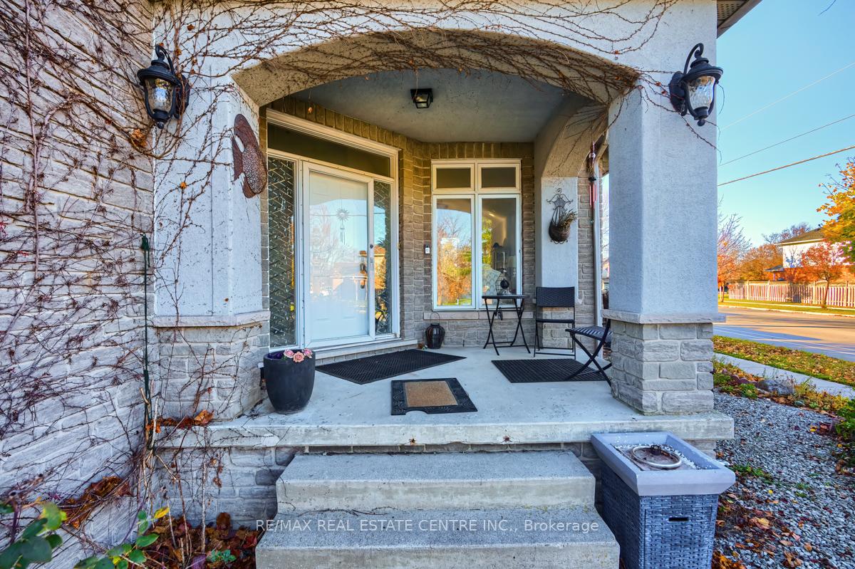Photo 7 of 79 Gatestone Drive, Hamilton, Stoney Creek — HOMEH