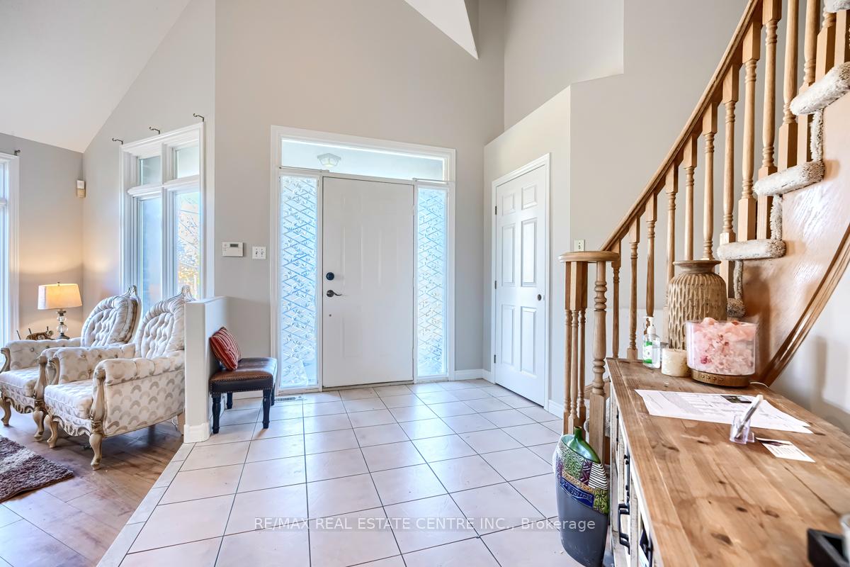 Photo 8 of 79 Gatestone Drive, Hamilton, Stoney Creek — HOMEH