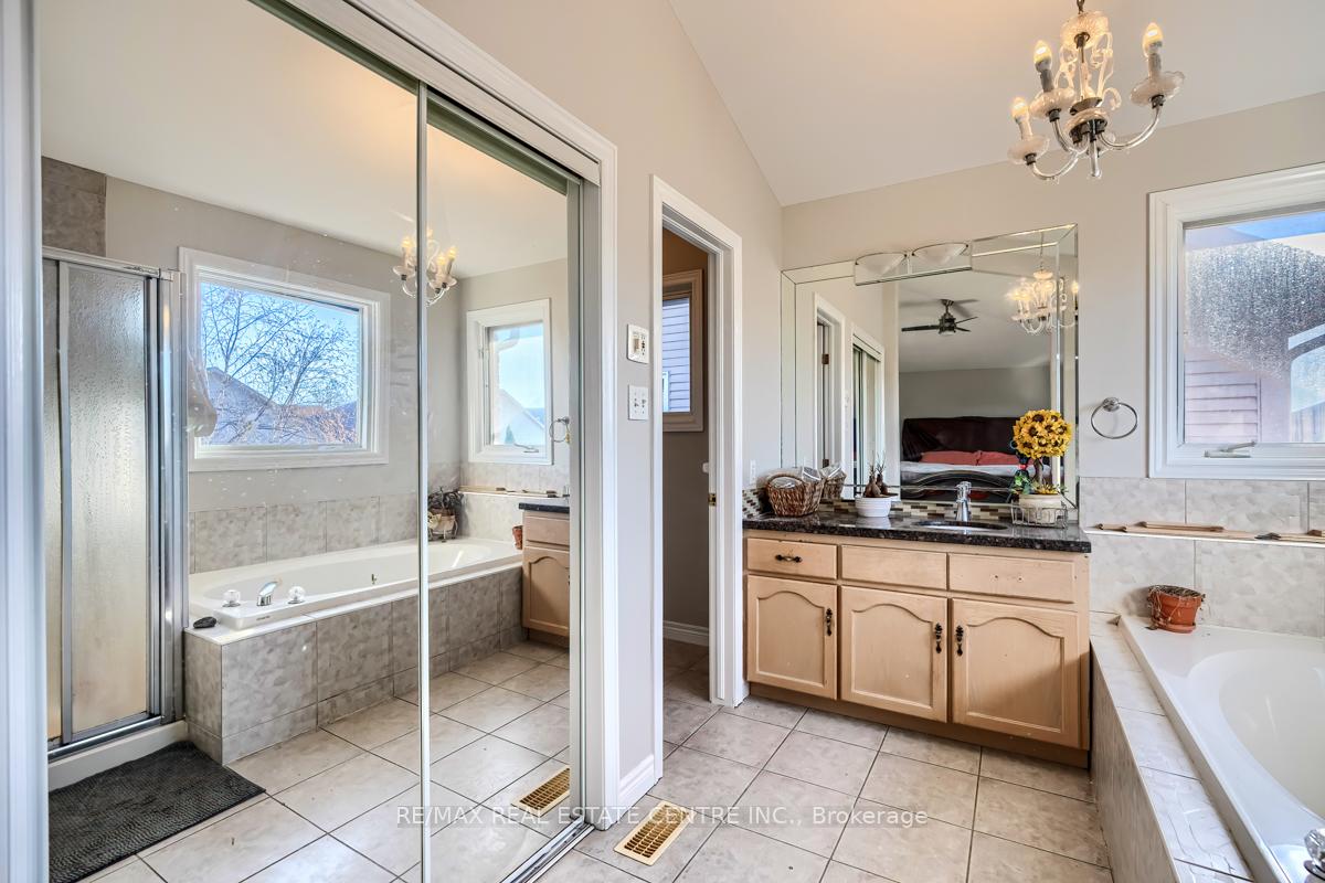 Photo 25 of 79 Gatestone Drive, Hamilton, Stoney Creek — HOMEH