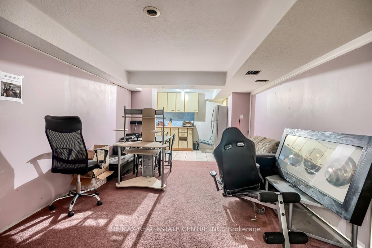Photo 31 of 79 Gatestone Drive, Hamilton, Stoney Creek — HOMEH