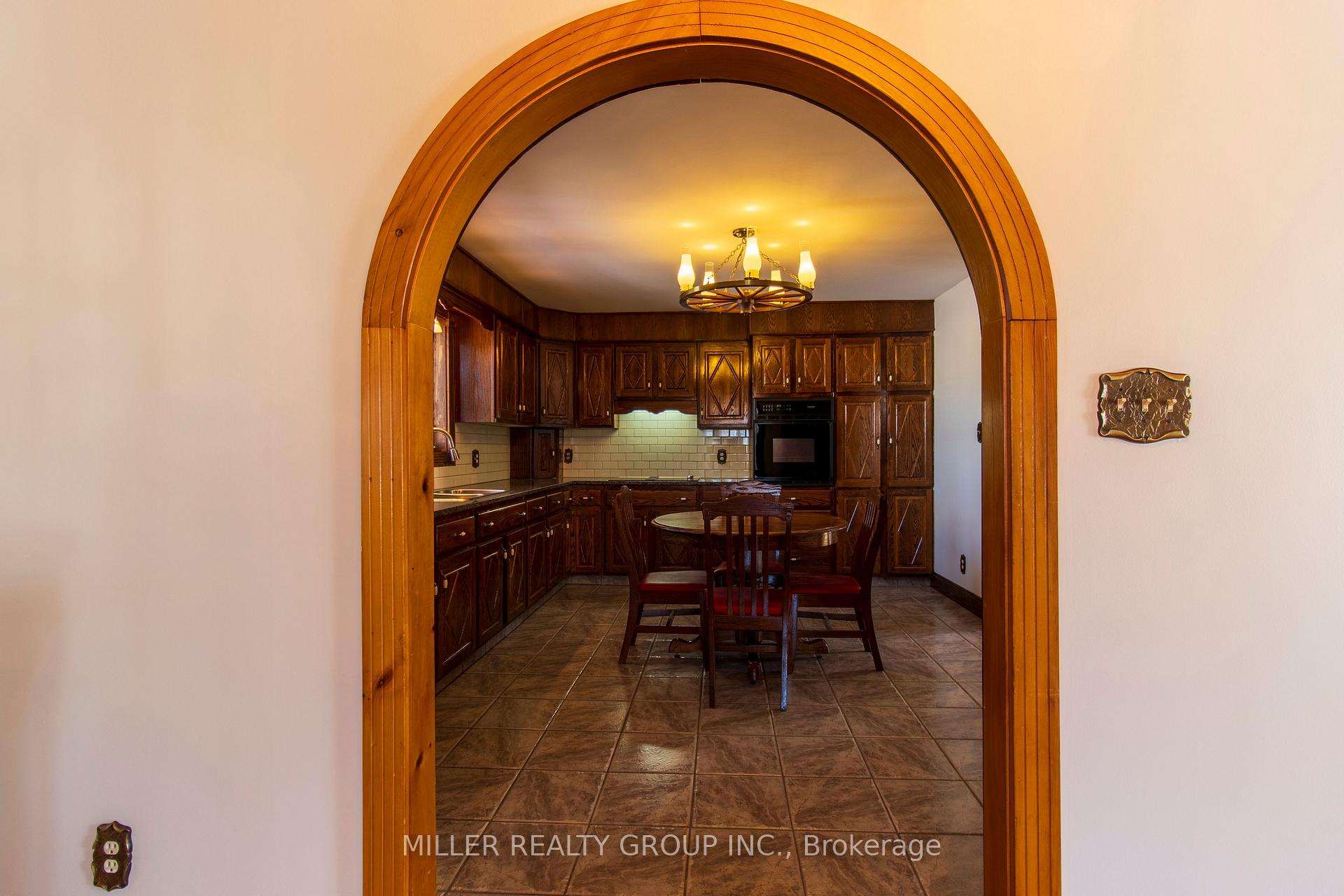 Photo 32 of 881278 Hwy 65 E, Temiskaming Shores, New Liskeard — HOMEH