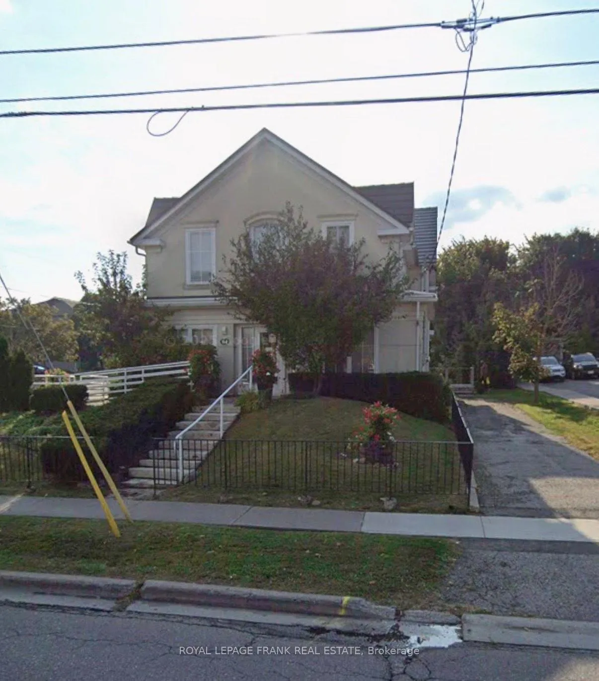 Photo 14 of Unit Upper, 64 Park Road N, Oshawa, McLaughlin — HOMEH
