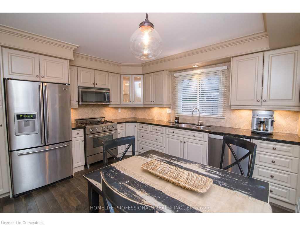 Photo 16 of 443 Cottingham Crescent, Hamilton, Ancaster — HOMEH