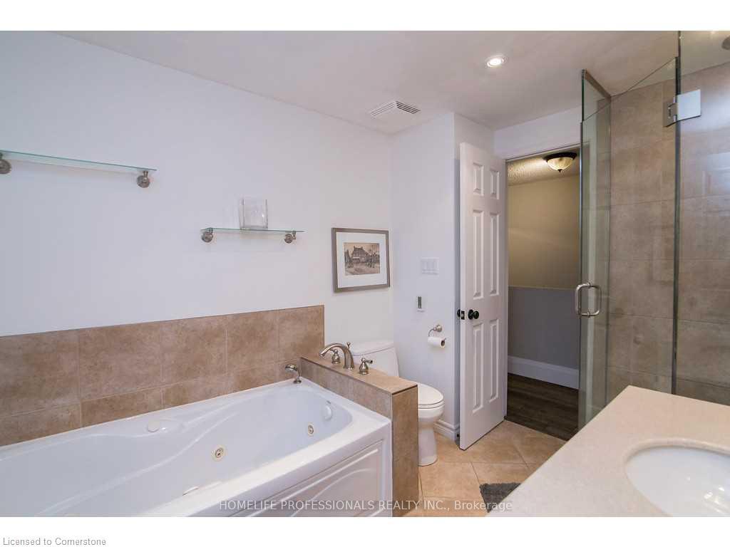 Photo 22 of 443 Cottingham Crescent, Hamilton, Ancaster — HOMEH