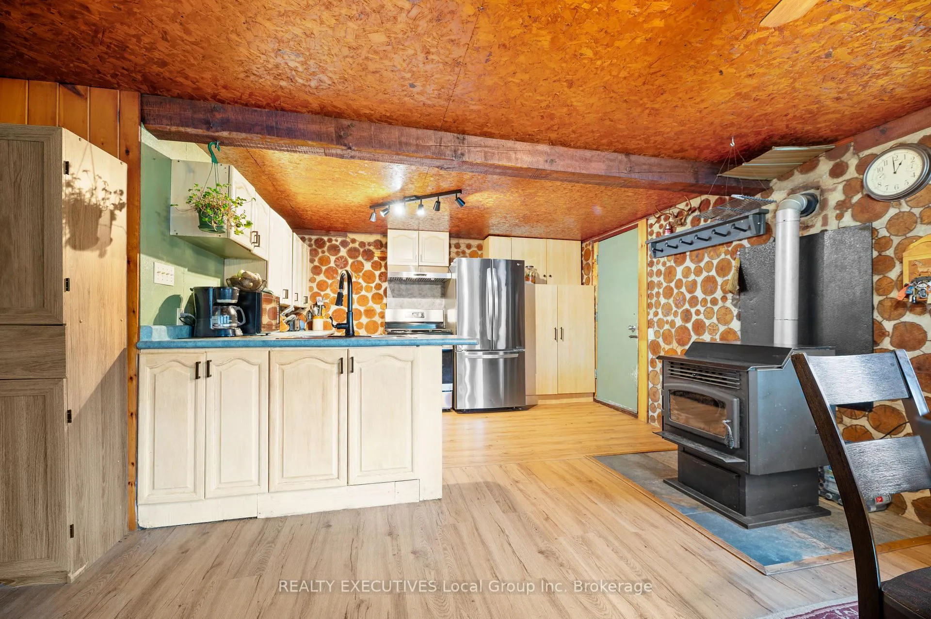 Photo 11 of 3370 Chiswick Line, Chisholm — HOMEH