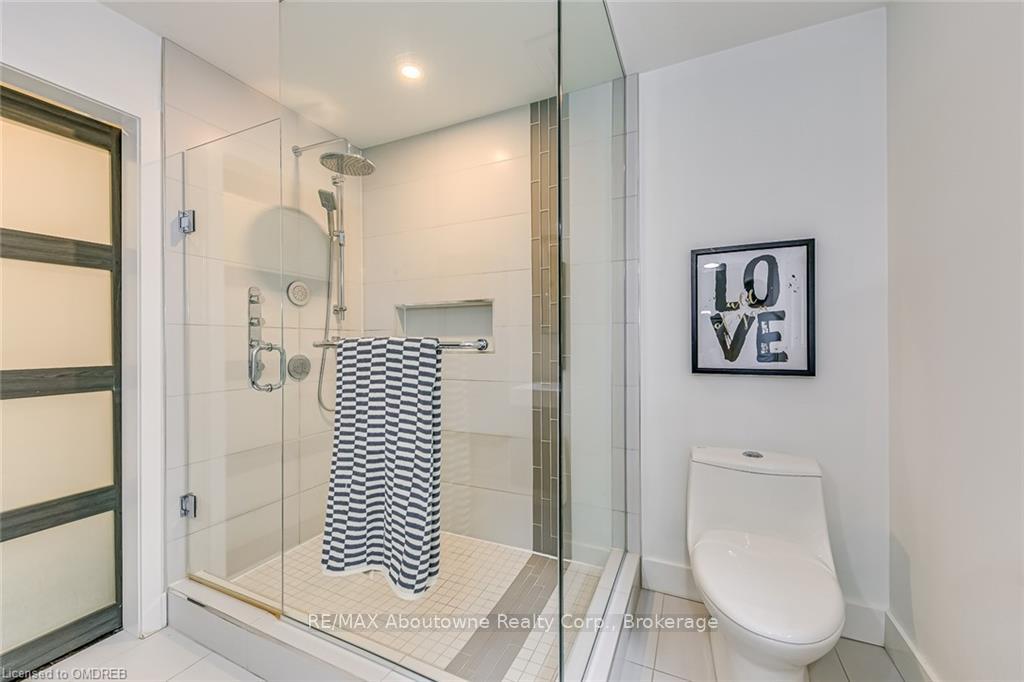 Photo 5 of 818 Haig Road, Hamilton, Ancaster — HOMEH