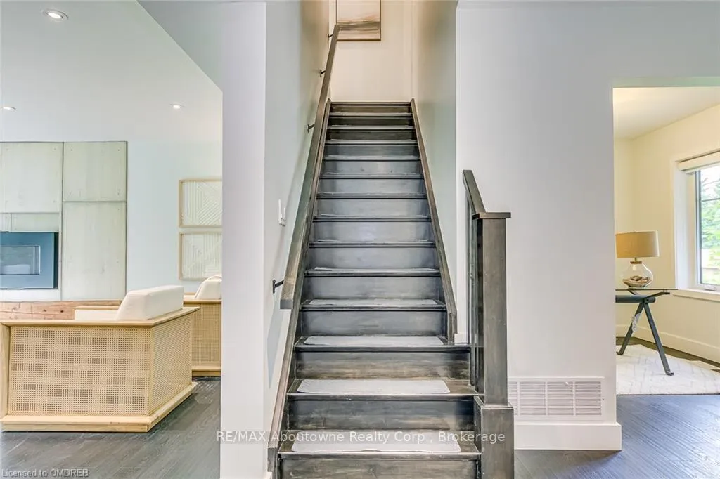 Photo 36 of 818 Haig Road, Hamilton, Ancaster — HOMEH