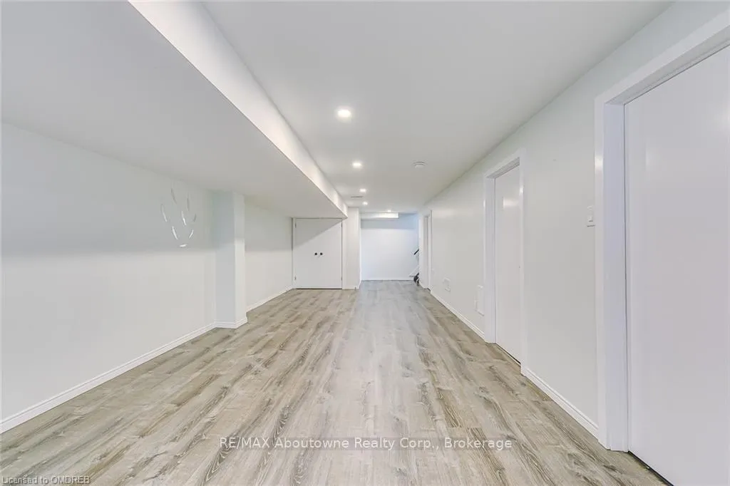 Photo 46 of 818 Haig Road, Hamilton, Ancaster — HOMEH