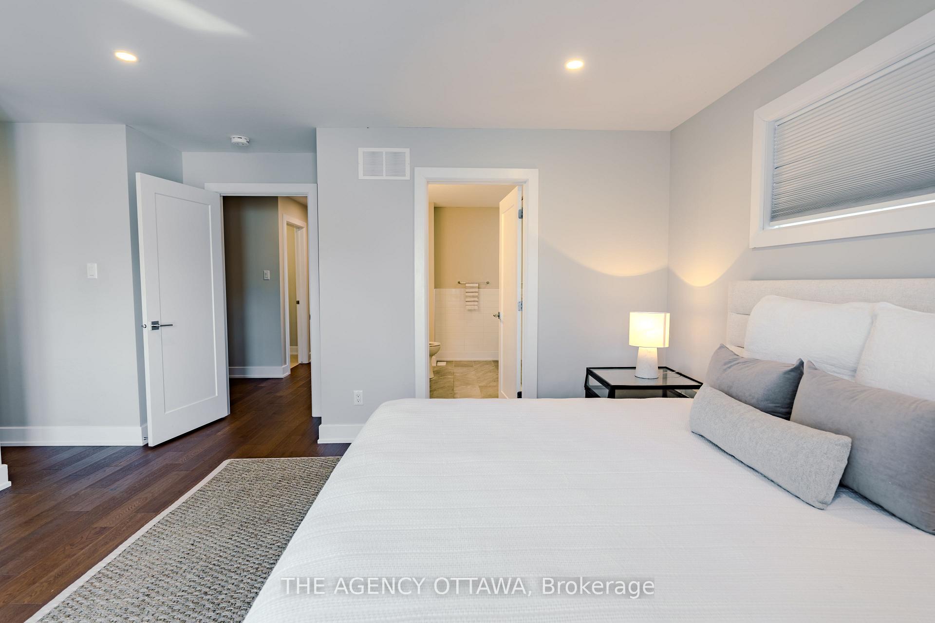 Photo 17 of 223 Royal Avenue, Ottawa, Westboro West — HOMEH
