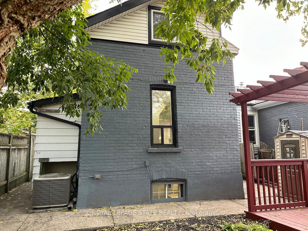 Photo 36 of 122 Peter Street, Hamilton, Strathcona — HOMEH