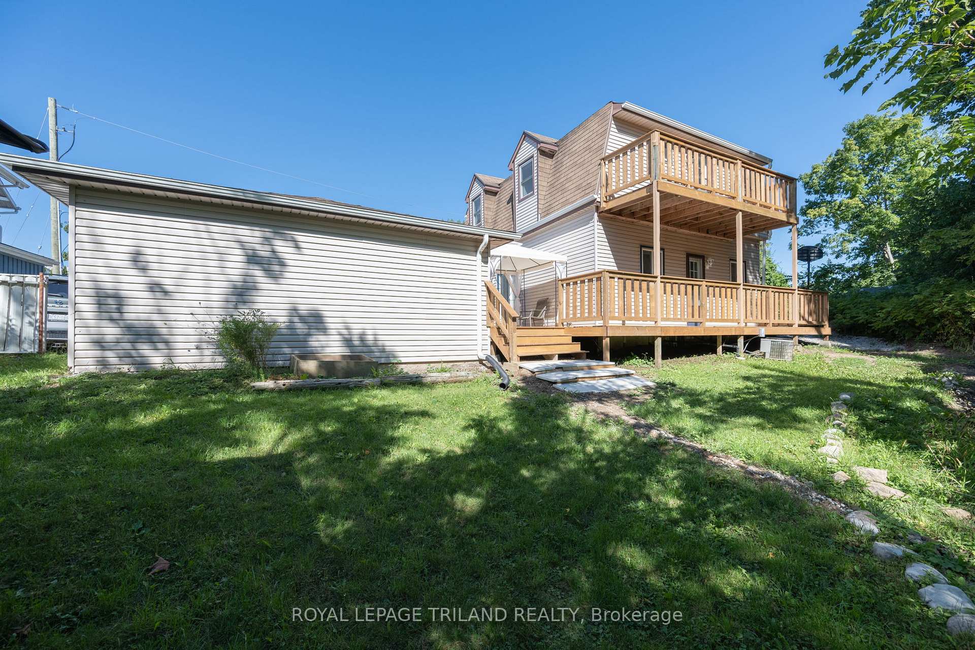 Photo 35 of 403 Tower Heights Drive, Central Elgin, Port Stanley — HOMEH