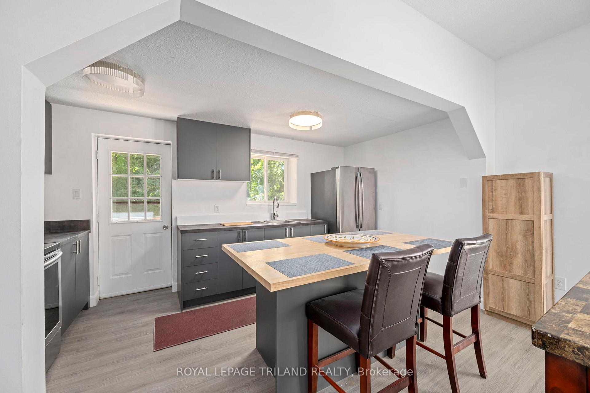 Photo 16 of 403 Tower Heights Drive, Central Elgin, Port Stanley — HOMEH